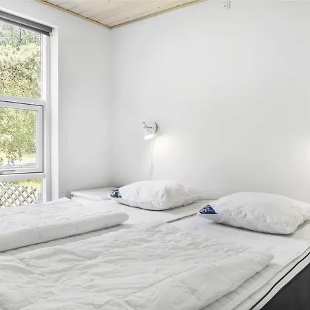 1517-aakirkeby-lyngvejen-2 Vester Somarken