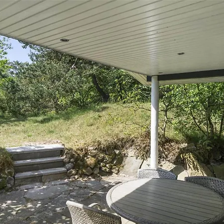 1517-aakirkeby-lyngvejen-2 בית נופש